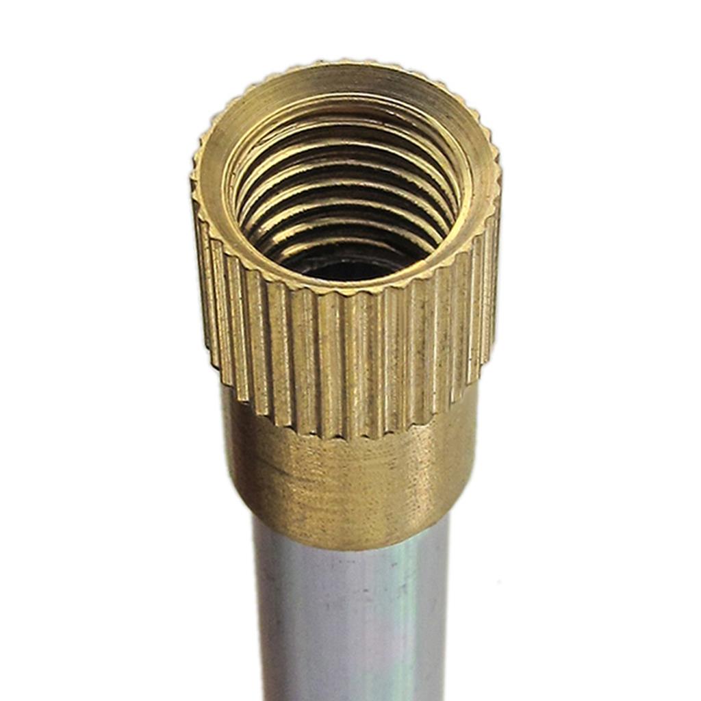 Nahaufnahme des goldenen Gewindeteils eines PALADIN Banksticks 75 cm, Alu-Edition, Englisches Gewinde für stabilen Halt