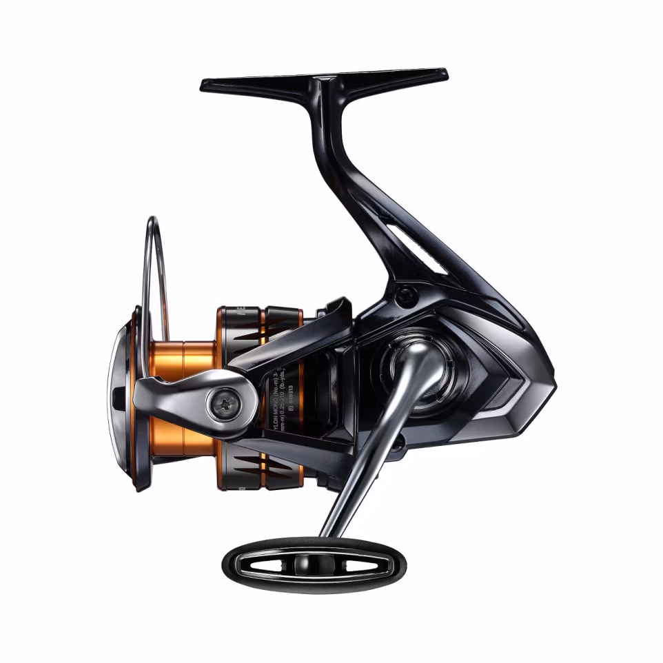 Spinnrolle SHIMANO Nexave FJ 2500 in Schwarz mit AR-C Spulendesign und 3+1 korrosionsbeständigen SA-RB Lagern, G-Free Body und HAGANE Getriebe für geschmeidige Würfe und lange Haltbarkeit